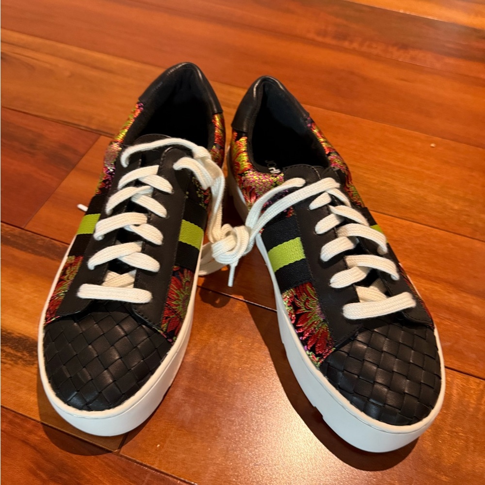 JOHNNY WAS Downtown Jacquard Sneakers